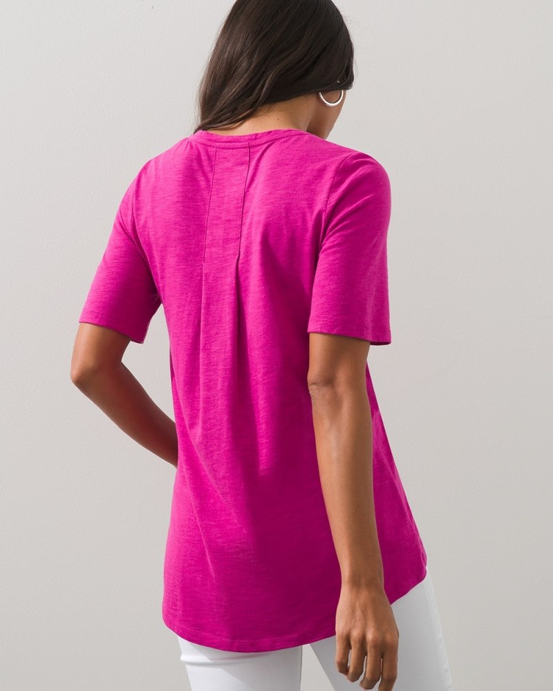 Unisex Modern T-Shirt in Burgundy
